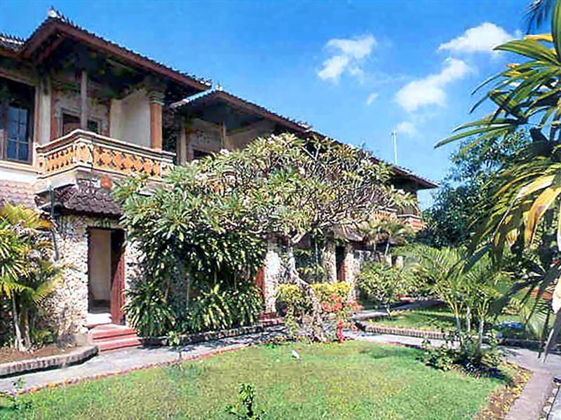Hotel Champlung Mas Legian